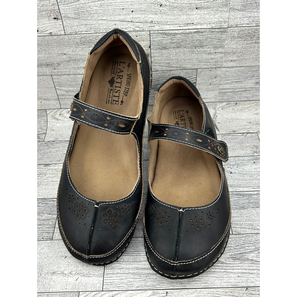 L'Artiste Spring Step Lazarina-B Black Leather Mary Jane Flats Women  EU 38 US 8